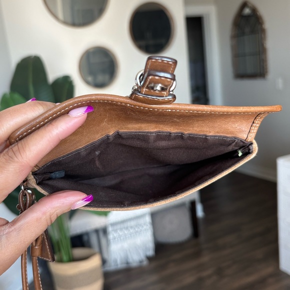 🟫🌟🫶🏽VTG COACH Hamptons Suede Wristlet🫶🏽🌟🟫